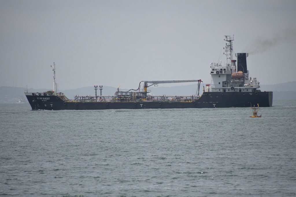 sea, ship, nature-5473257.jpg